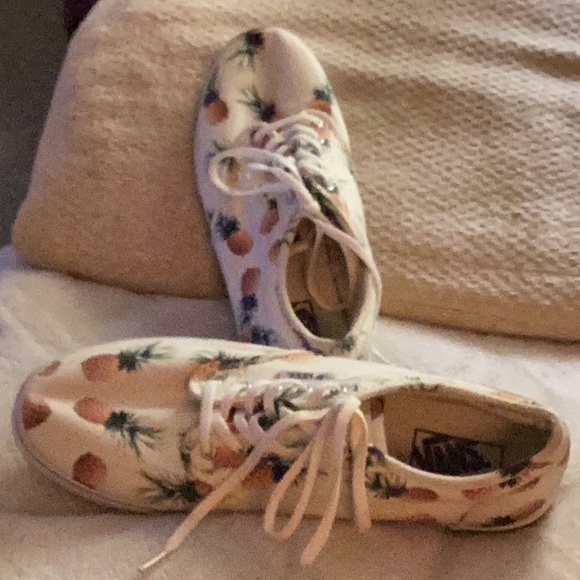 🍍Vans One of a Kind  Pineapple Sneakers US Women Size 10 Unisex Must Have 🍍 - Picture 5 of 10